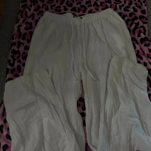 Linne byxor  - Sköna men genomskinliga 