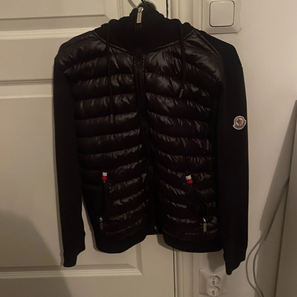 Moncler jacka  - 90
