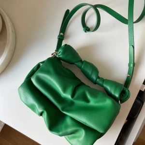 Väska Zara - Helt ny, knappt använd. 