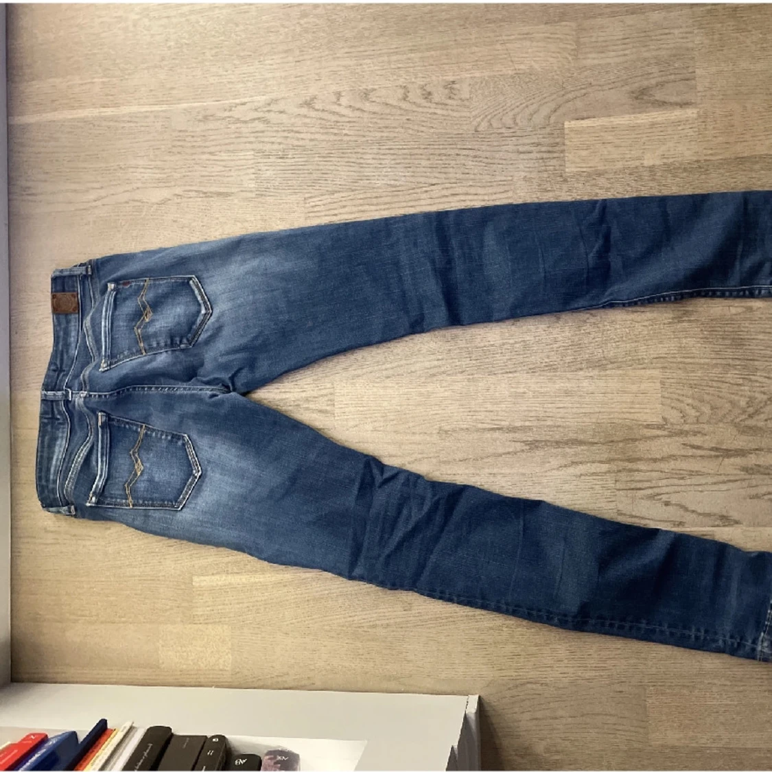 Blå replay jeans - 90