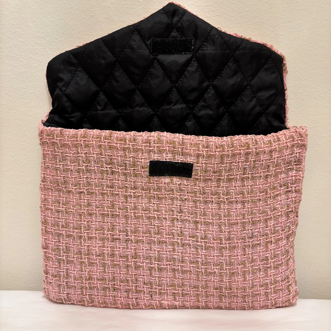 Datorfodral 002 Ljusrosa - 91