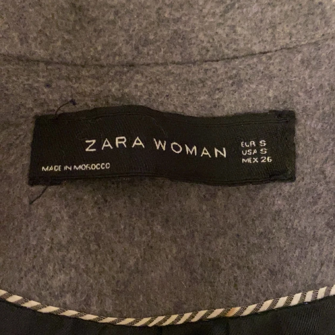 Grå kappa från Zara Woman - 90