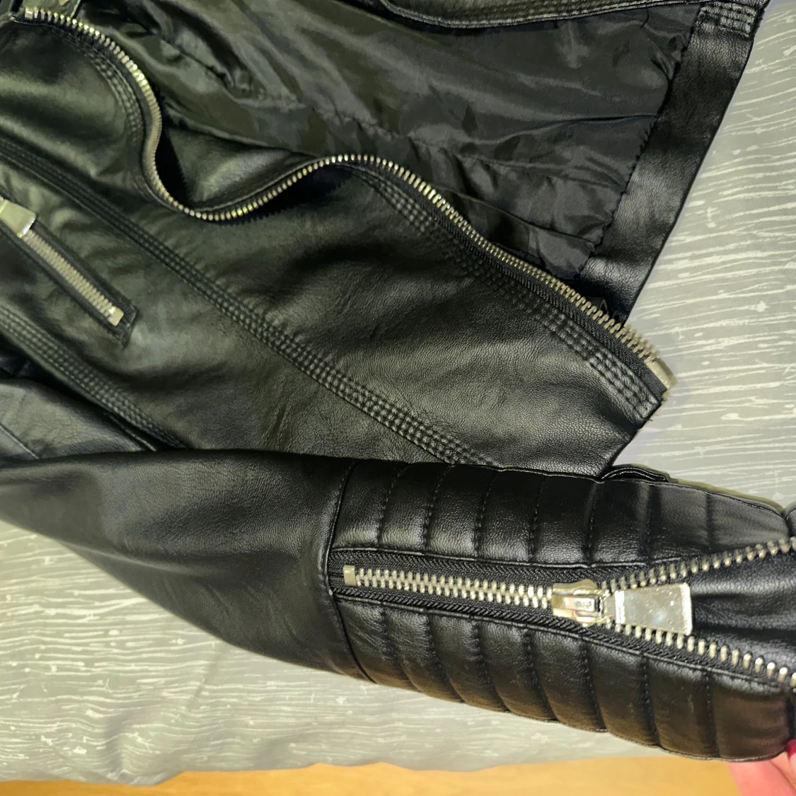 Svart skinnjacka från Pepellas - 91