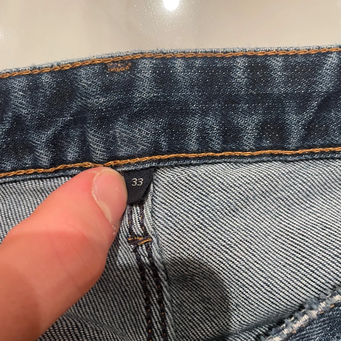 Blå jeans från Armani - 92