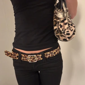Y2k leopard bälte - Nytt, har inte använt förutom för att testa 