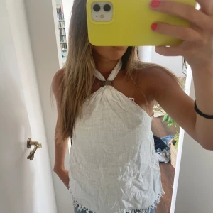 Vit topp  - Vit halsterneck topp från zara 🥰