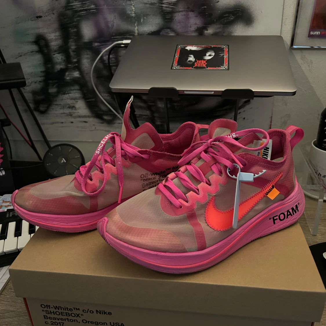 Nike Off White Zoom Fly Tulip Pink - sz 8