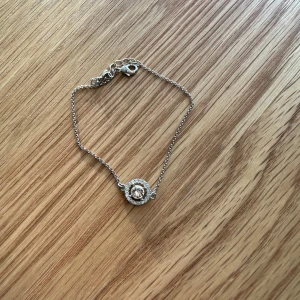 Lily and rose armband  - Lily and rose Miss Miranda Armband Silk. 