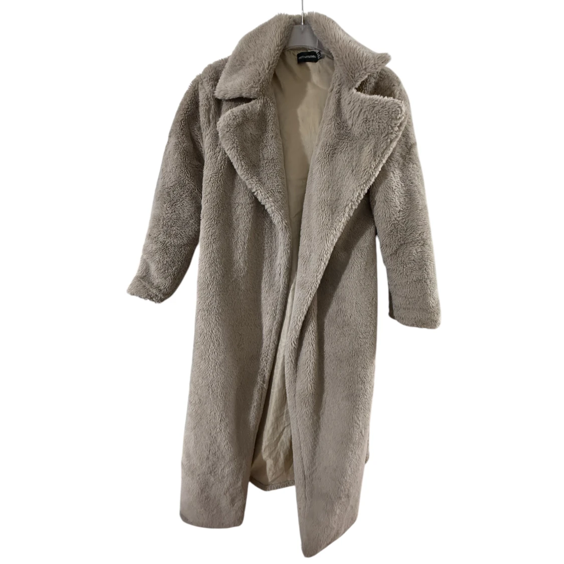 Beige teddyjacka från PrettyLittleThing