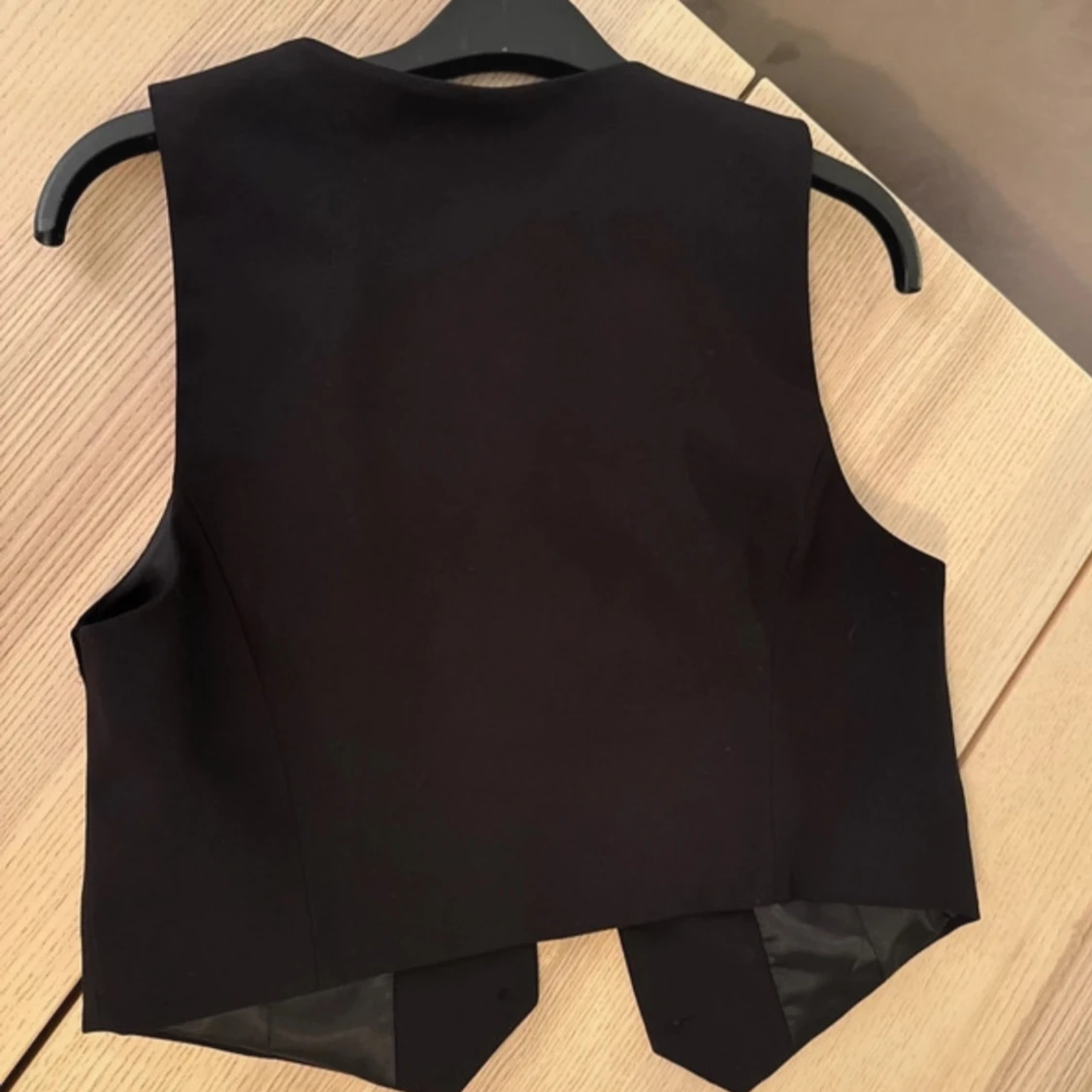Svart väst från Zara ” Aldrig använt ” - 2