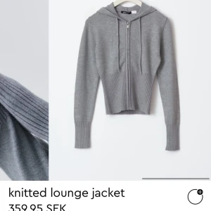 Gina tricos gråa tröja - Säljer för jag aldrig använder det!