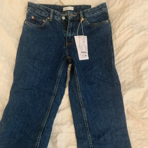 Jätte snygga jeans  - Super bra skick helt nya o oanvända!💗Raka snygga byxor