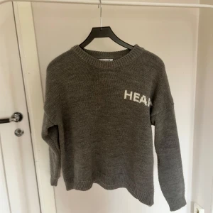 Heart stickad - Bra skick 