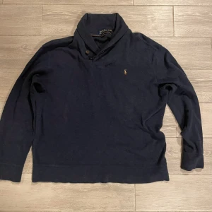ralph lauren  - Polo tröja i storlek xl, bra skick, hoodieliknade unik tröja