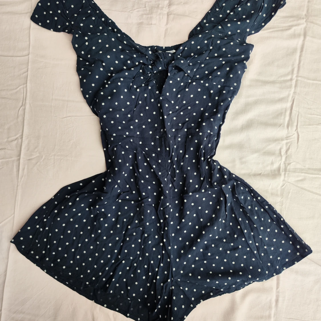 Jumpsuit med prickar