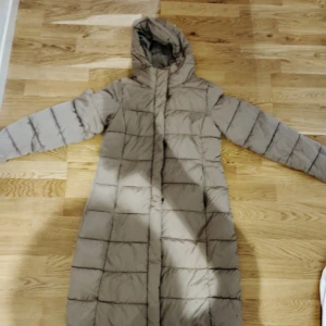 Jacka - En jätte fin jacka som inte kommer till användning