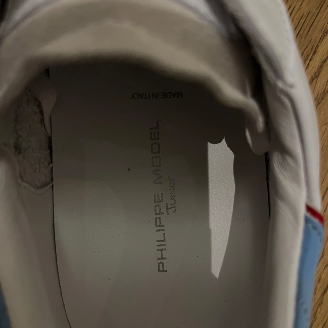 Philippe model  - 92