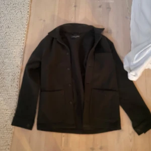 Overshirt  - A days march overshirt storlek xs knappt använd grön 