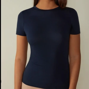 Intimissimi T shirt  - Jättesnygg t shirt från intimissimi😽