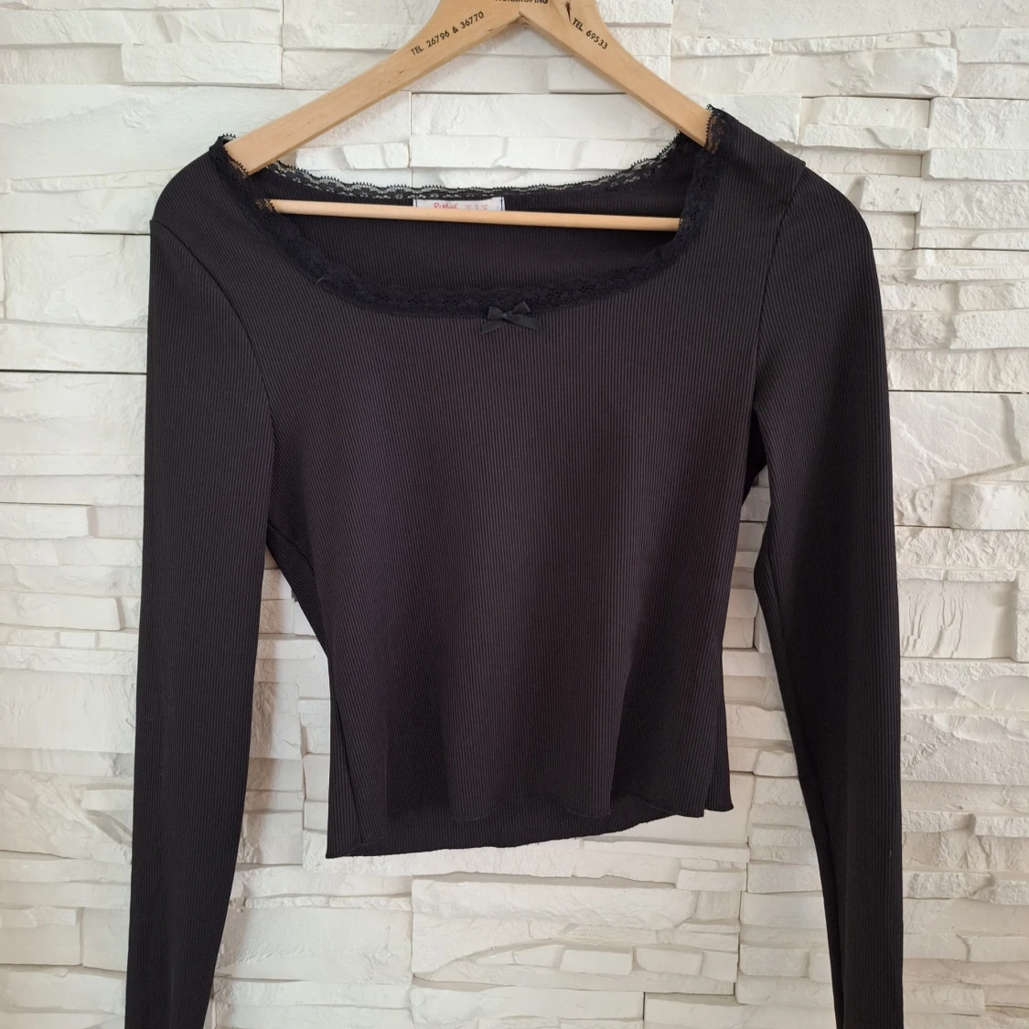 Två långärmade toppar - 92