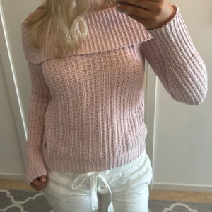 Stickad tröja - Supersöt stickad tröja🤍