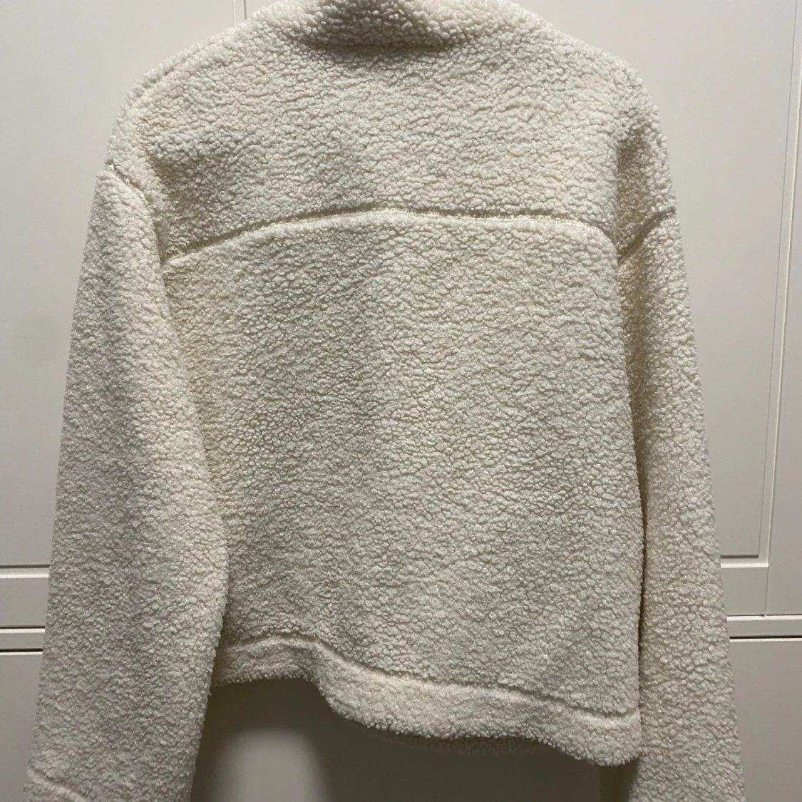 INTRESSEKOLL - Populär Teddyjacka från H&M - 91