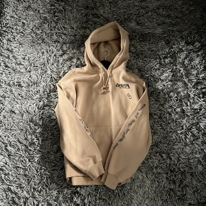 Carhartt hoodie - Helt ny, aldrig använd
