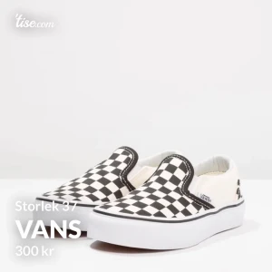 Vans  - Storlek 37, kommer sällan till användning hos mig. Sällan använda 