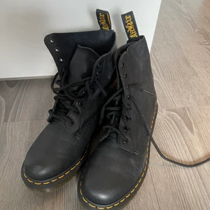 Dr martens  - Dr Martens. Aldrig använda😇