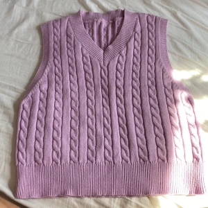 Lilac vest  - Ett ny icke använt vest. M