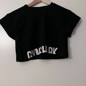 Croppad T-shirt gymshark  - Croppad T-shirt gymshark 