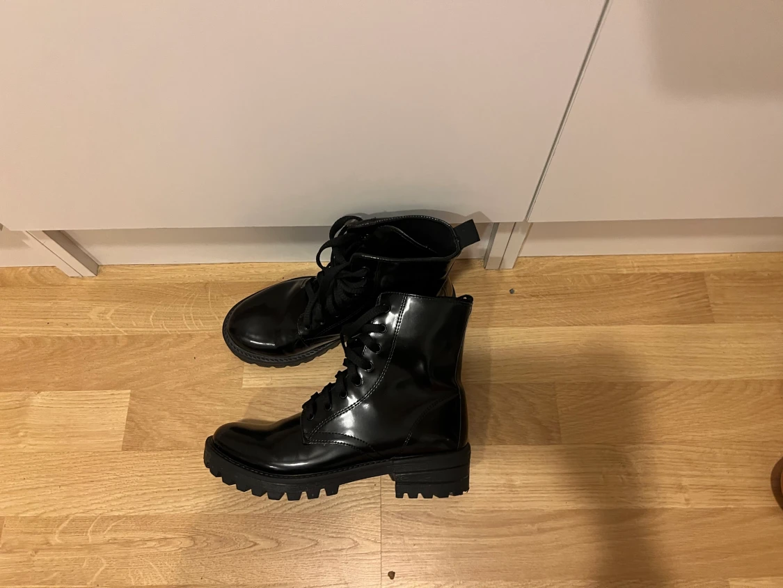 38 size delivery free