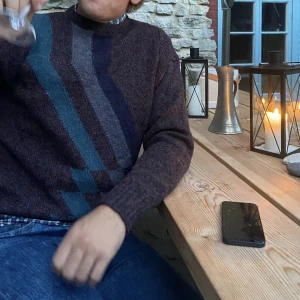 Stickad Sweetshirt  - Vintage, i gott skick 