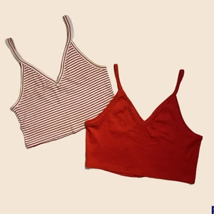 Sommar toppar  - Sommar toppar från Pull & Bear ❤️🥰✨✨✨❤️❤️❤️❤️✨✨ Köp båda för 90kr Eller en för 60kr