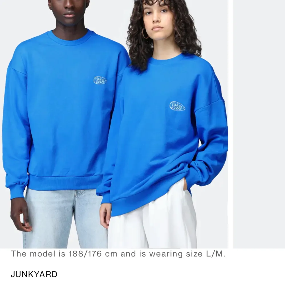 Jätte fin sweatshirt från junkyard i storlek M❤️❤️ KÖP INTE GENOM APPENS FUNKTIONER TAR BARA SWISH. Jeans & Byxor.