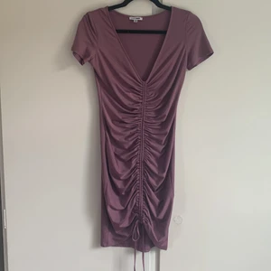 Party klänning - Waist snatched