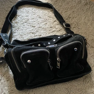 Nunoo bag - Använd men i gott skick, originalpris 1100kr