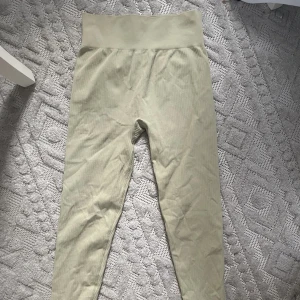 Tränings byxor  - Ljus gröna tränings byxor 