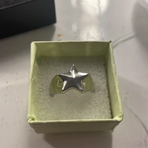 Ring - Så fin och öanvänd