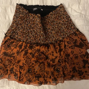 Kjol Zara - Superfin kjol från Zara❤️‍🔥❤️‍🔥