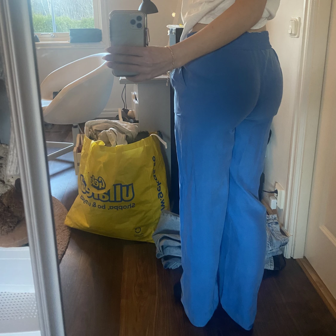 Blå linnebyxor  - 90