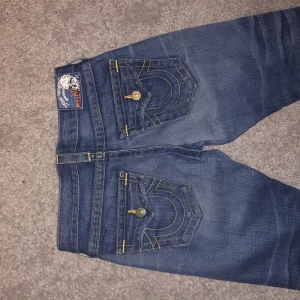 True religion jeans *RARE* - Rare slitted True religion jeans. Importerade från USA 🇺🇸 