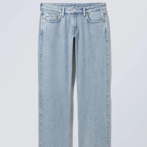 Weekday jeans - Arrow low weekday jeans säljs då dom inte kommer till användning 200+frakt, skriv privat för egna bilder🫶🏻
