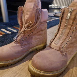 Strl 39 Rosa nya kängor  - Nya 