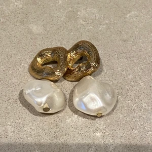 Örhängen  - Örhängen med pärlor 