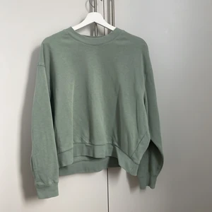 Weekday tröja strl s - Weekday tröja strl s