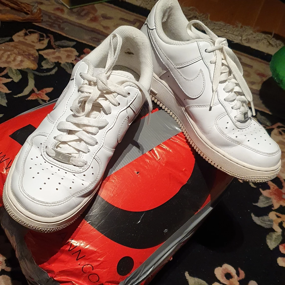 Åkta unisex Nike skor - 91