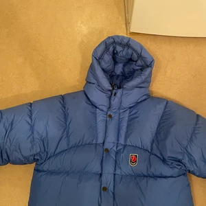 Fjällräven  - Min fjällräven jacka kommer till salu för att jag ej har användning för den priset diskuteras privat