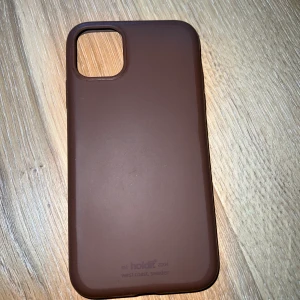 Mobilskal holdit - Brunt mobilskal från holdit för iPhone 11