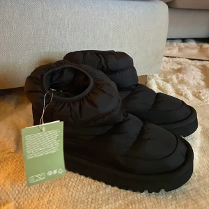 Mysiga skor - Mysiga vinterskor, endast provade. Storlek,38 men funkar på 37🥰 